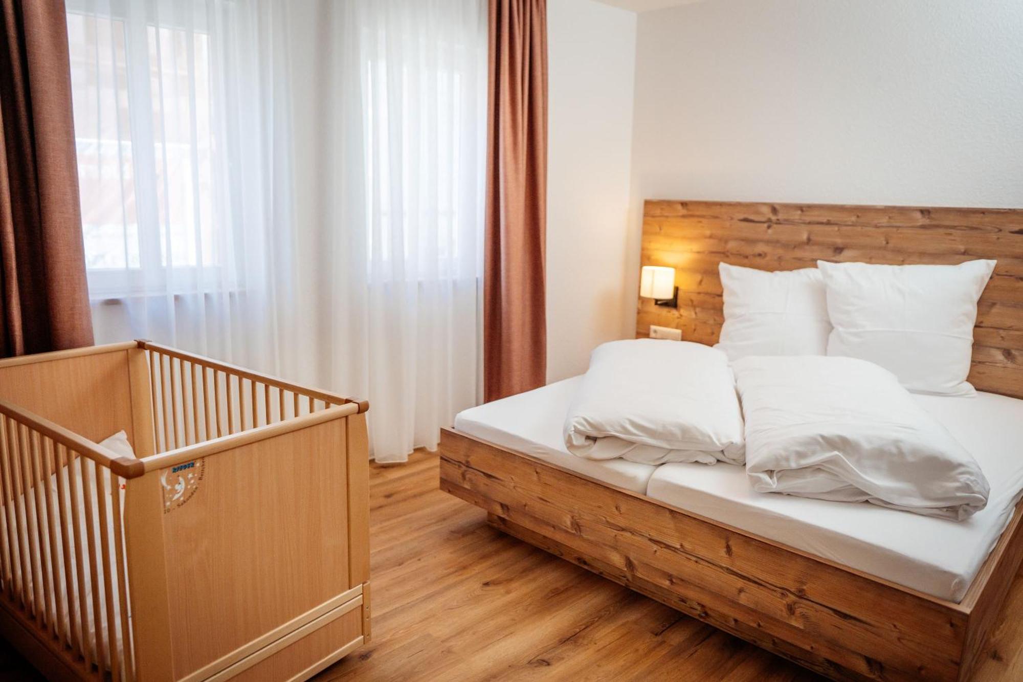 Bauernhaeusle Hotel Hessigheim Екстериор снимка